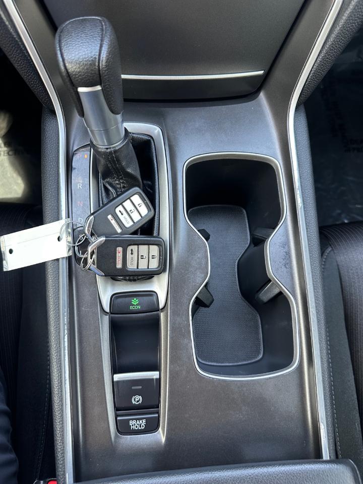 Honda Accord LX CVT 2020