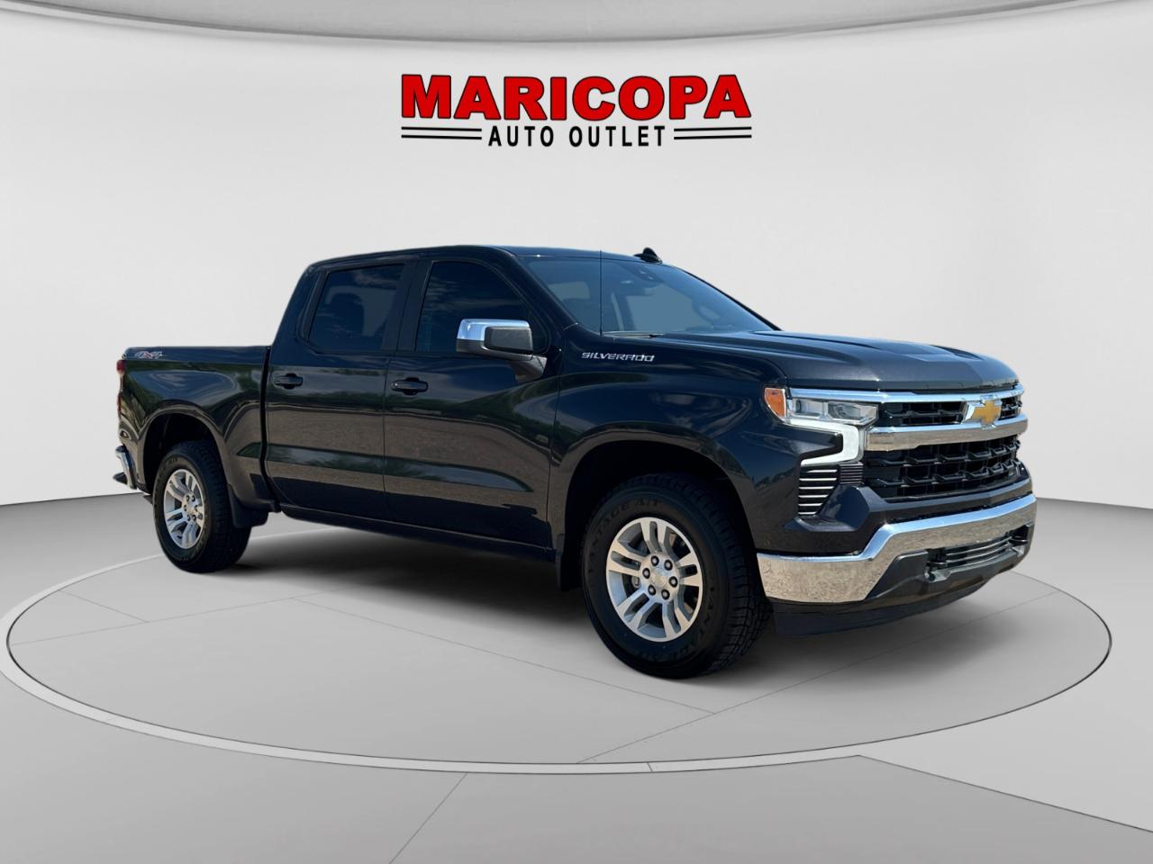 Chevrolet Silverado 1500 LT Crew Cab 4WD 2024