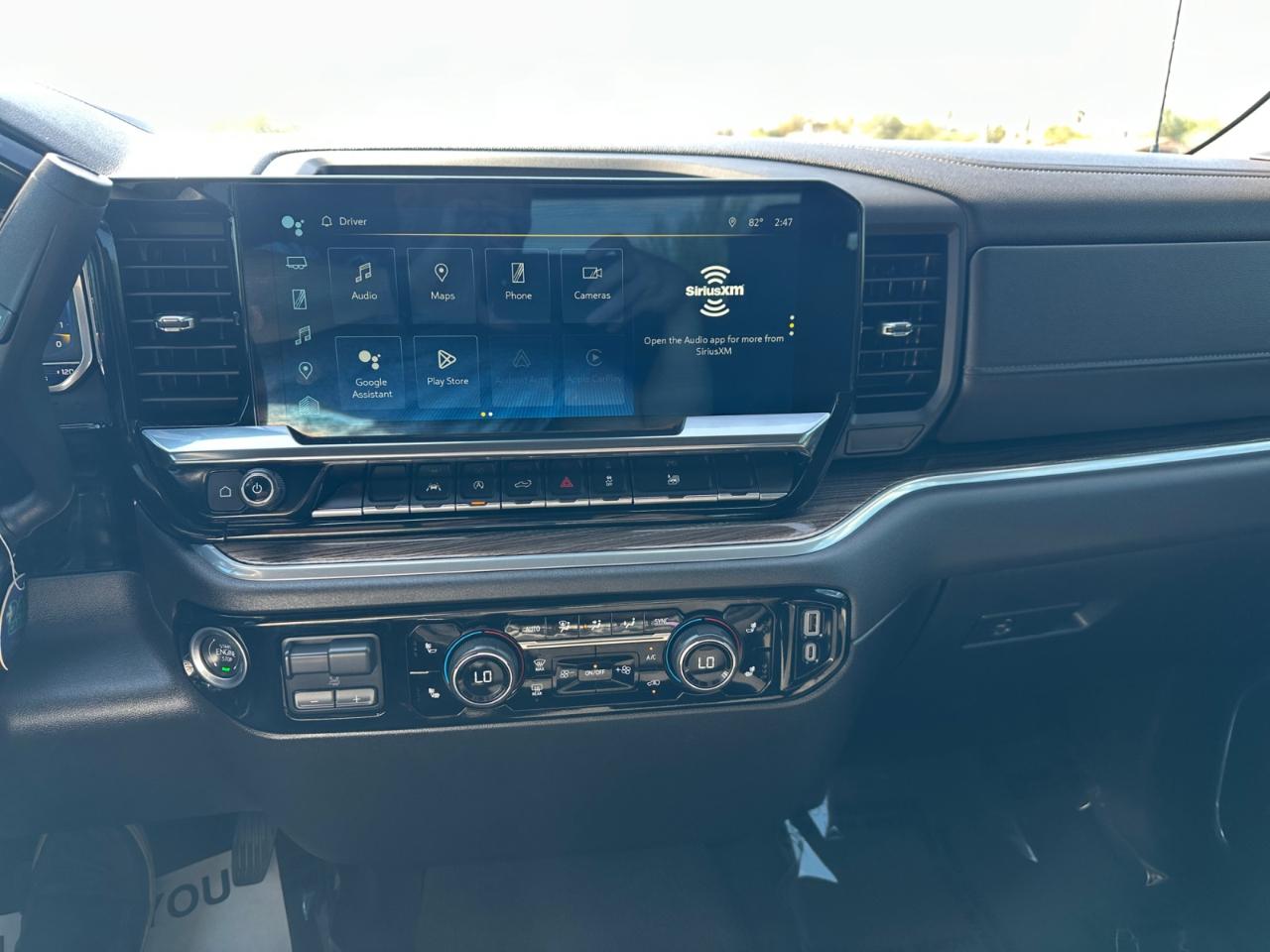 Chevrolet Silverado 1500 LT Crew Cab 4WD 2024