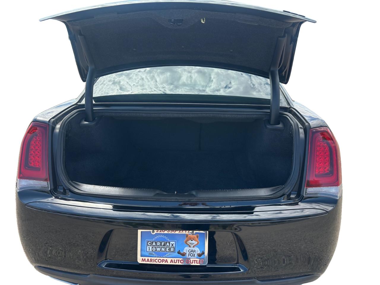 Chrysler 300 Touring 2021
