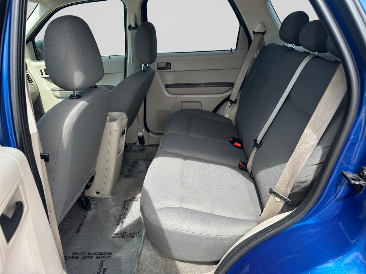 Ford Escape XLS 4D SUV FWD 2008