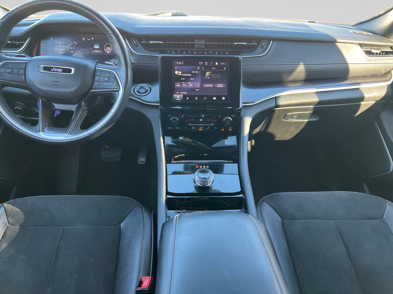 Jeep Grand Cherokee Laredo 4WD 2022