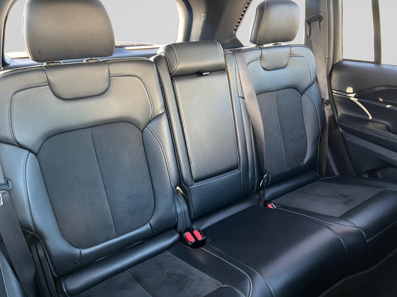 Jeep Grand Cherokee Laredo 4WD 2022