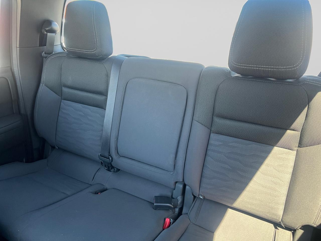 Nissan Frontier SV Crew Cab V6 2023