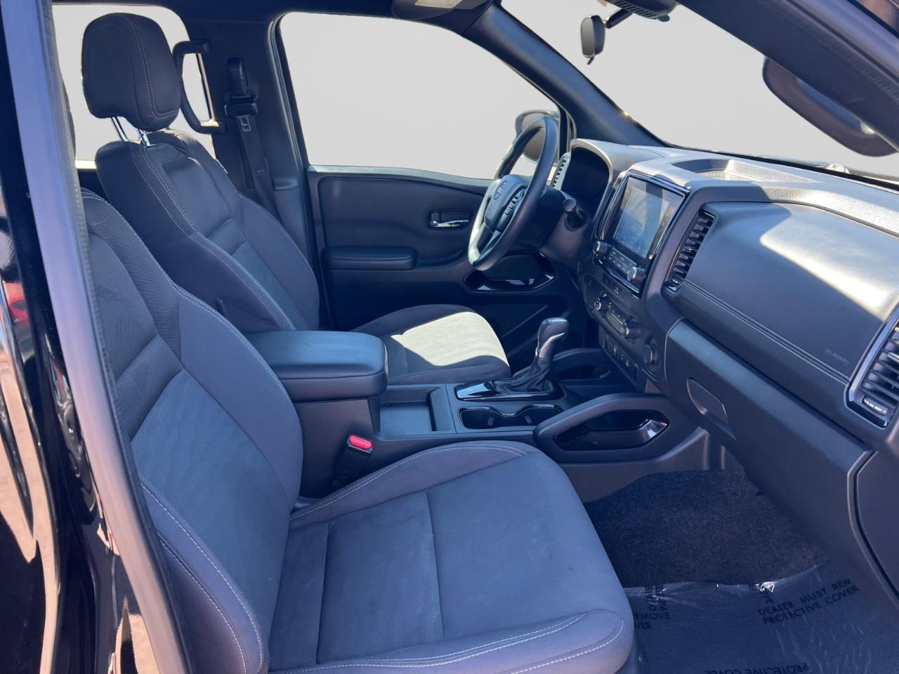 Nissan Frontier SV Crew Cab V6 2023