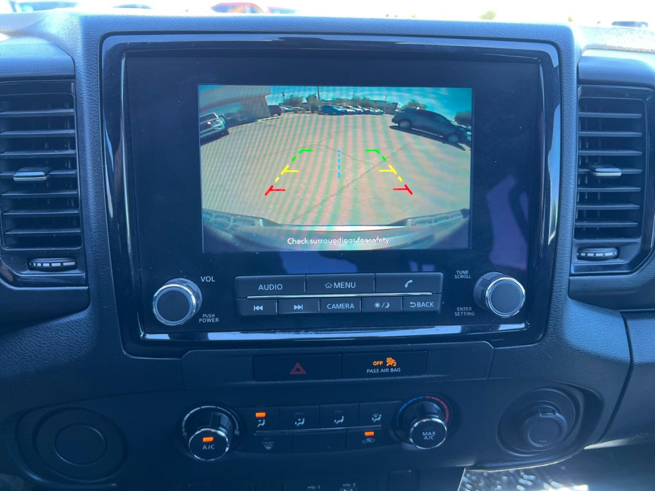 Nissan Frontier SV Crew Cab V6 2023