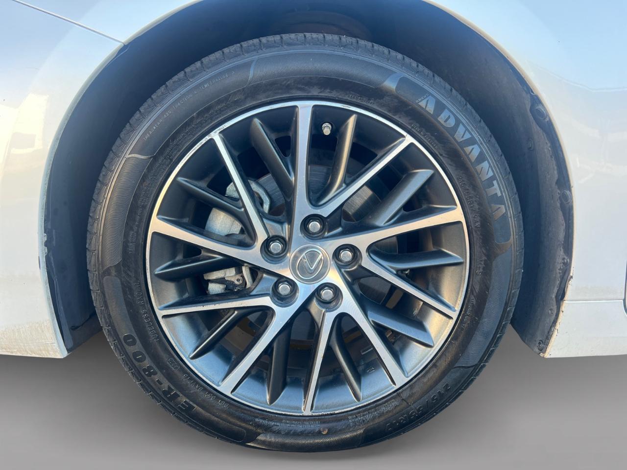 Lexus ES 350 Sedan 2017