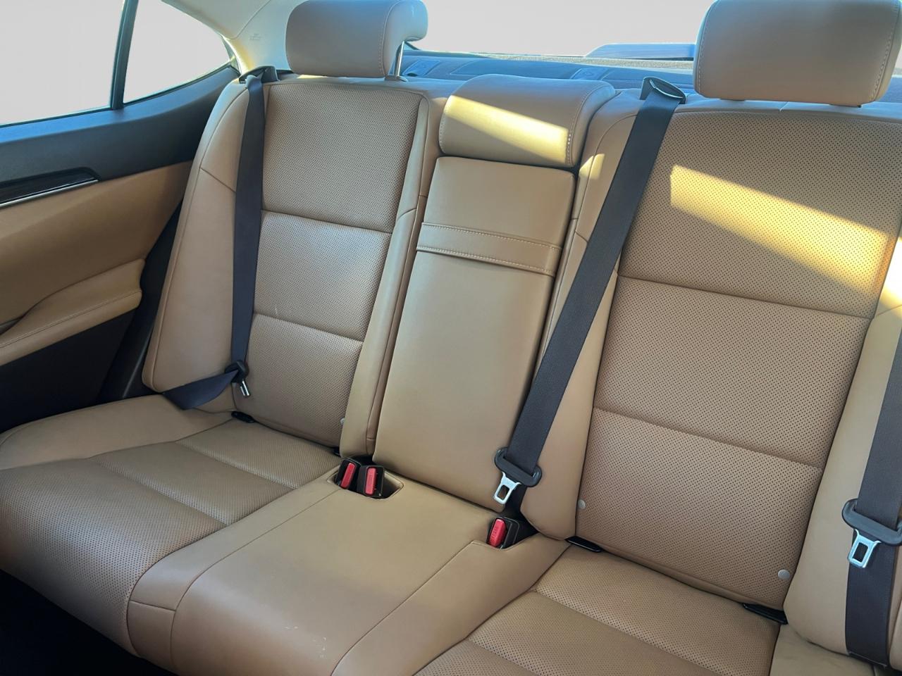 Lexus ES 350 Sedan 2017