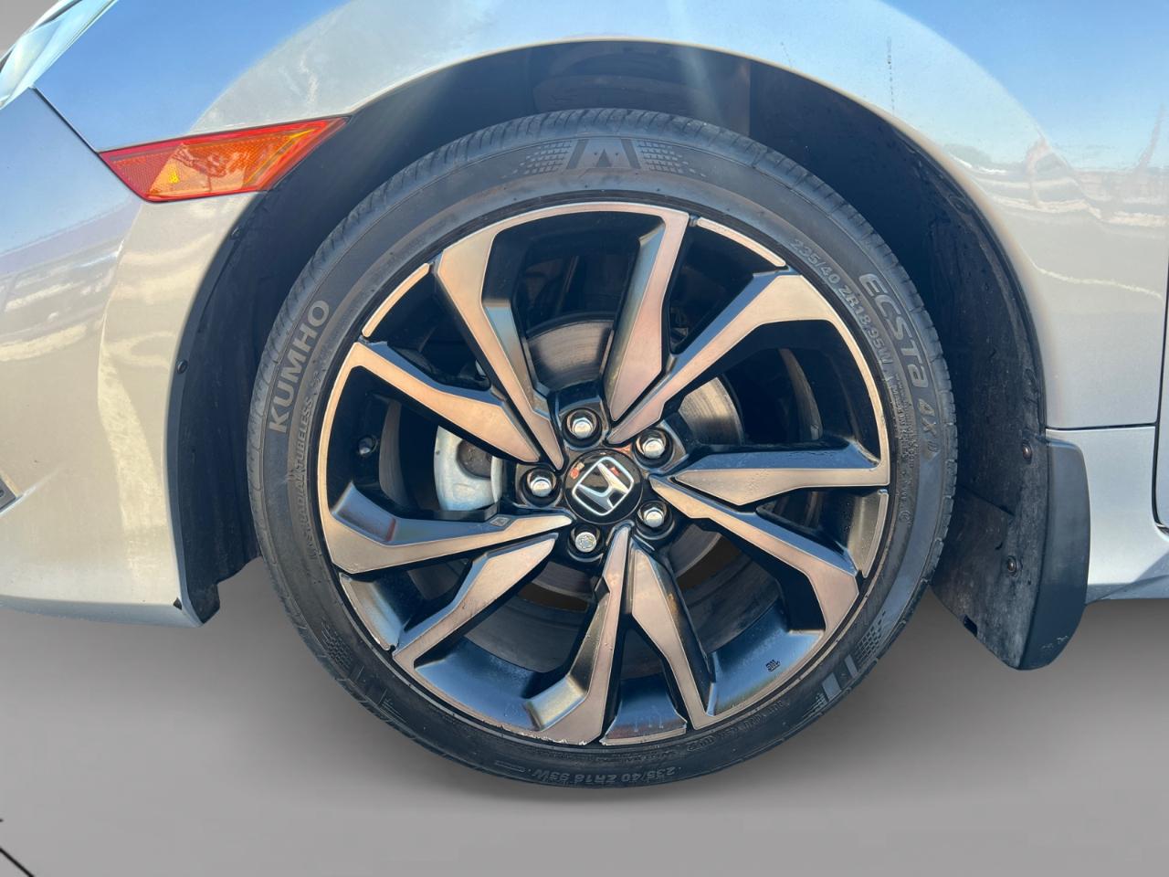 Honda Civic Sport 4D Sedan at 2019