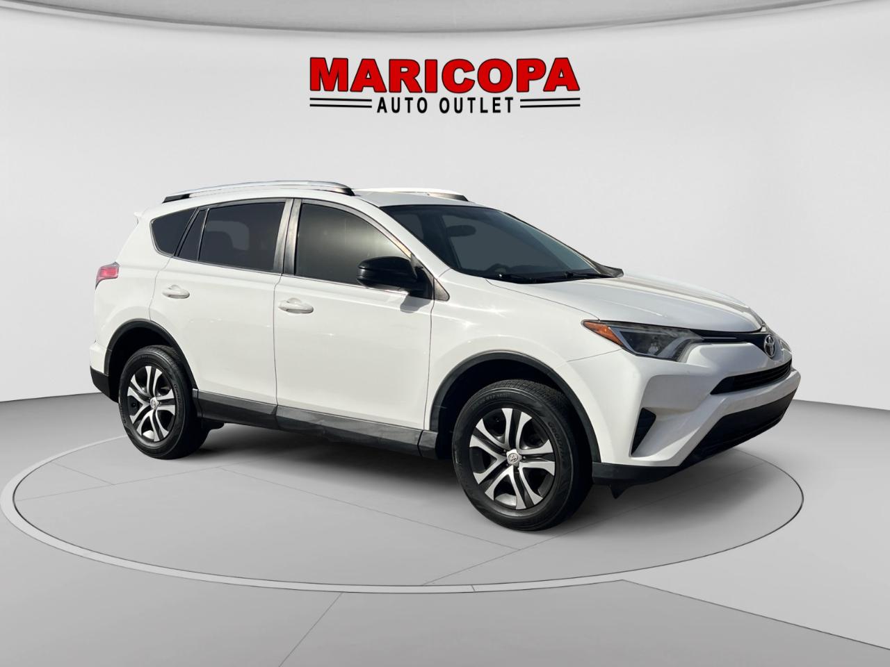 Toyota RAV4 LE FWD 2016