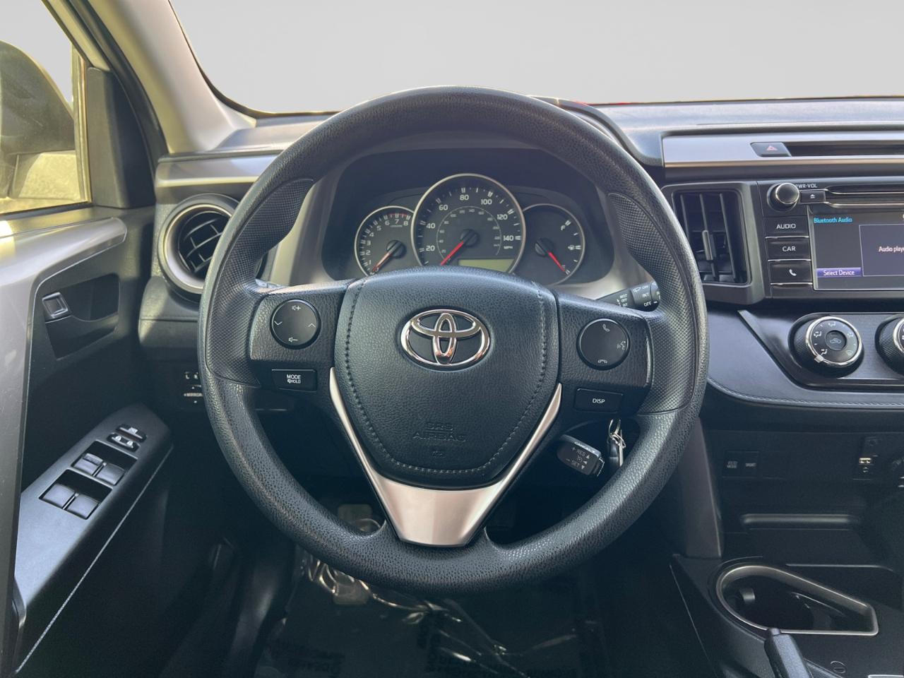 Toyota RAV4 LE FWD 2016