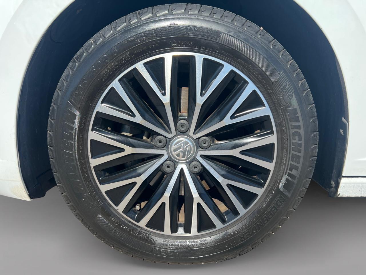 Volkswagen Jetta 1.4T SE 8A 2019