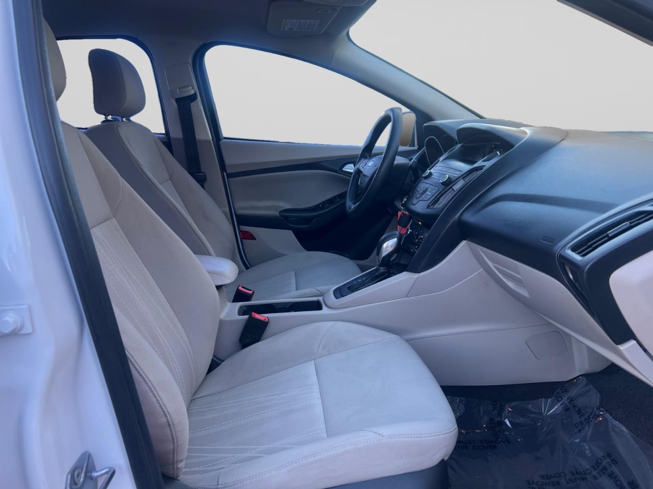 Ford Focus SE Sedan 2018
