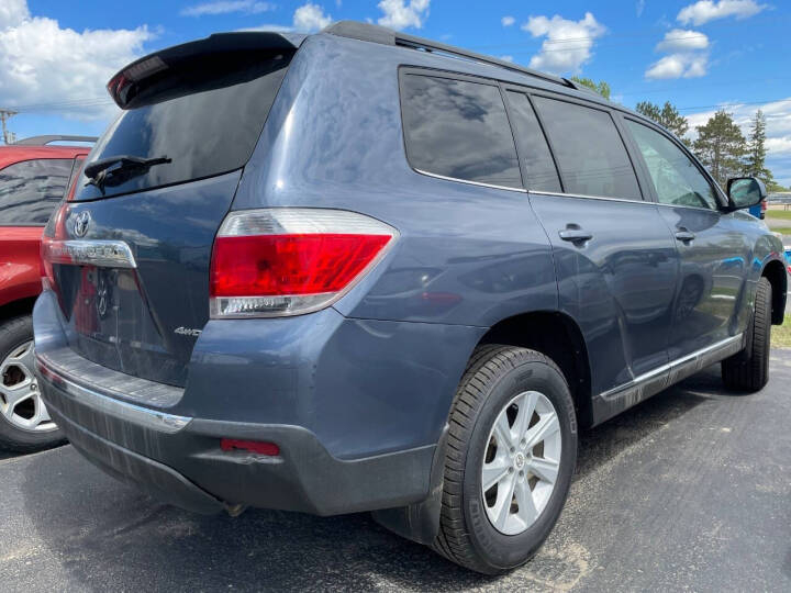 2013 Toyota Highlander Base photo 4