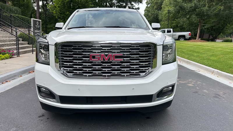 GMC Yukon XL SLE 2WD 2018 GMC Yukon XL SLE 2WD 2018