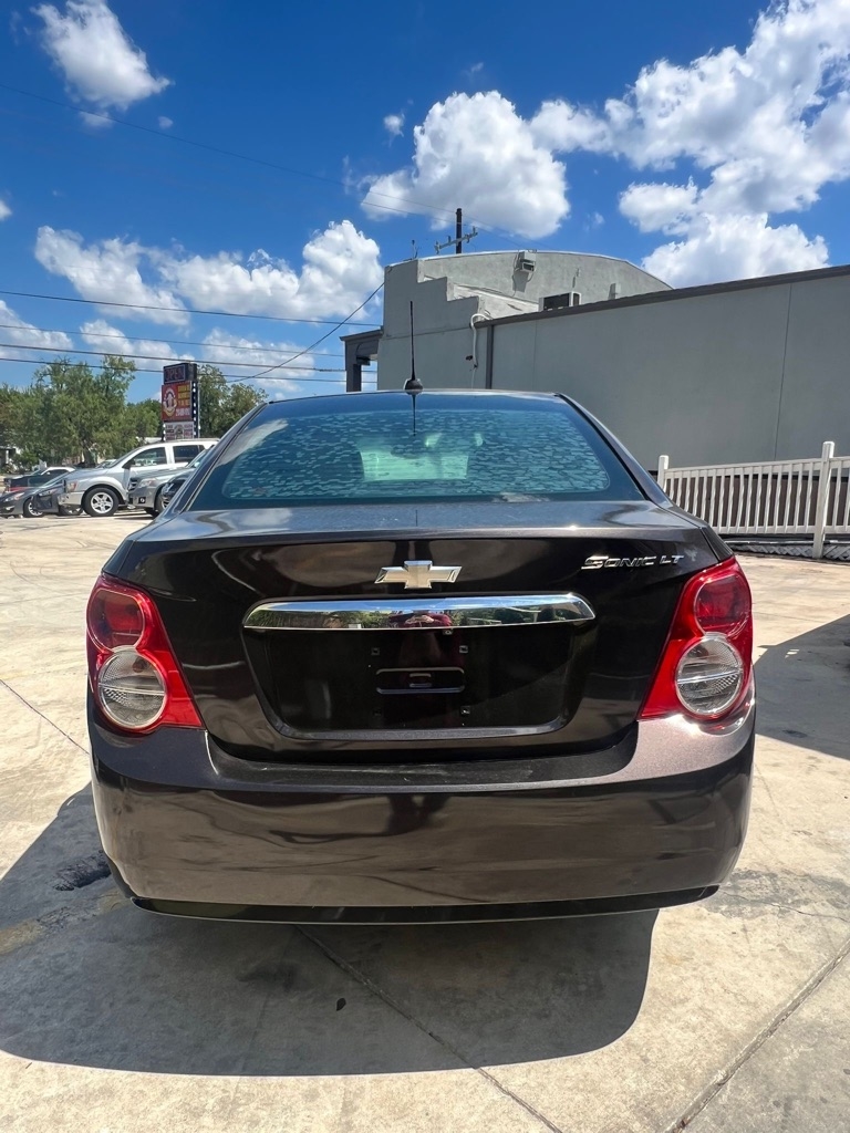 Chevrolet Sonic  2015