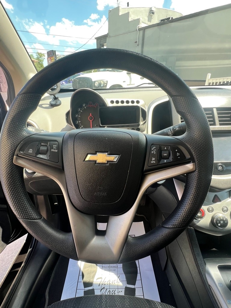 Chevrolet Sonic  2015