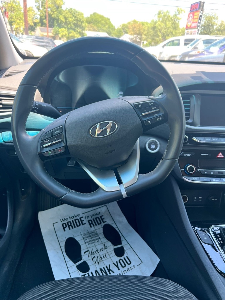 Hyundai Ioniq Hybrid  2017