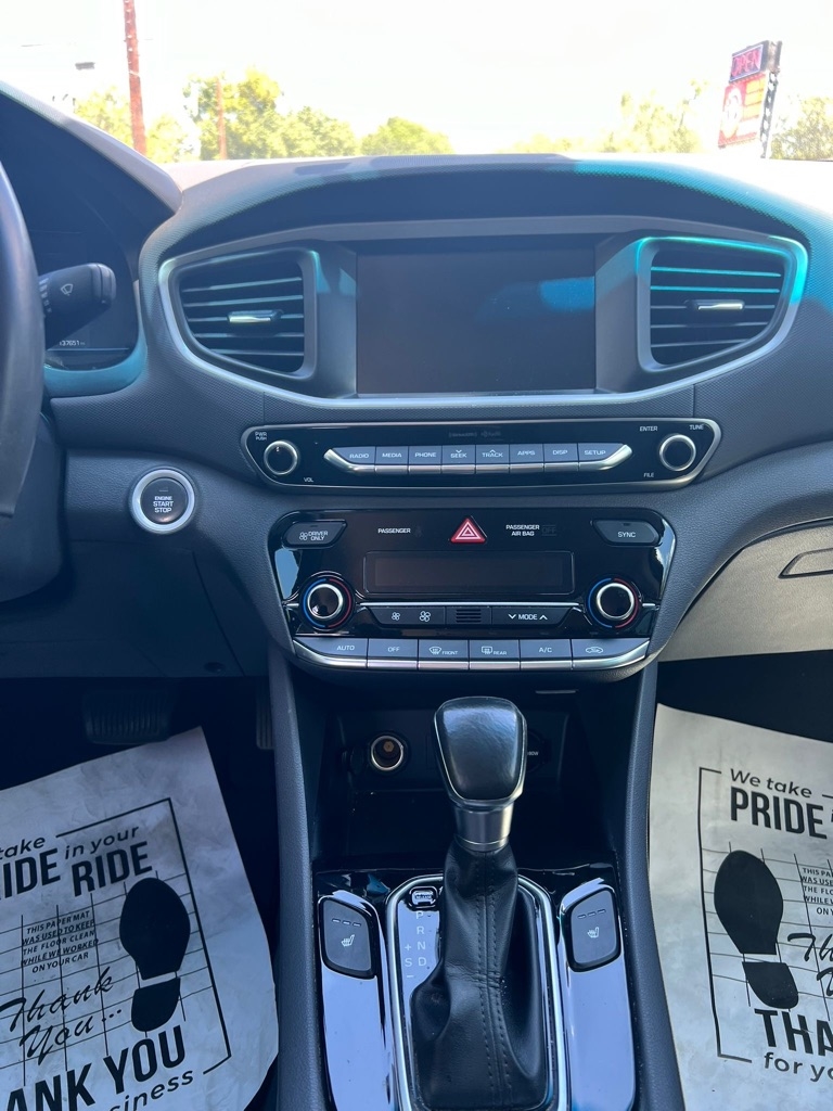 Hyundai Ioniq Hybrid  2017