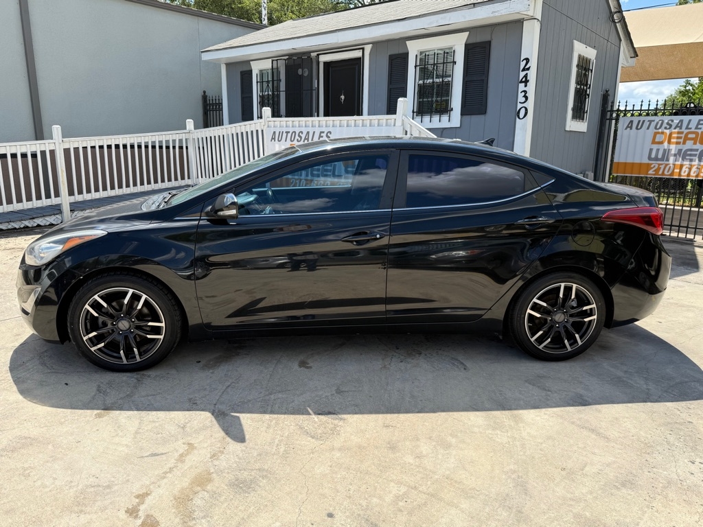 Hyundai Elantra  2014