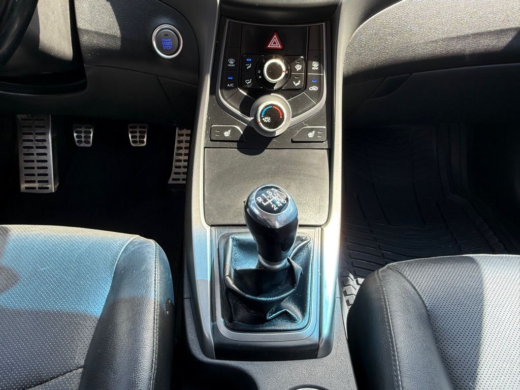 Hyundai Elantra  2014