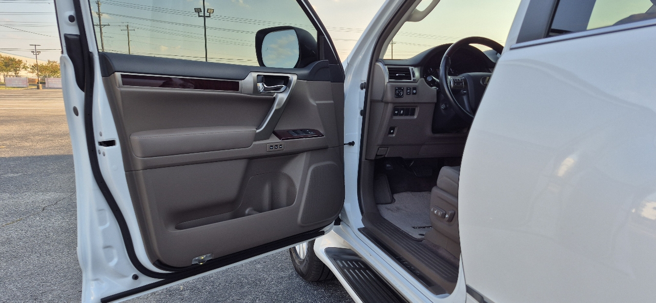 Lexus GX 460 4WD 4dr 2019 Lexus GX 460 4WD 4dr 2019