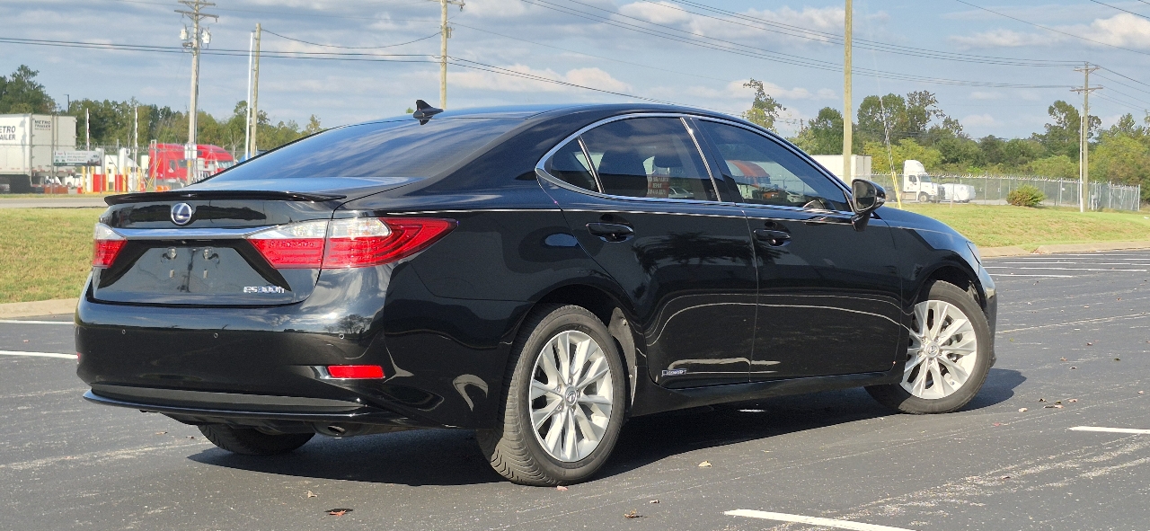 Lexus ES 300h Premium 2013 Lexus ES 300h Premium 2013