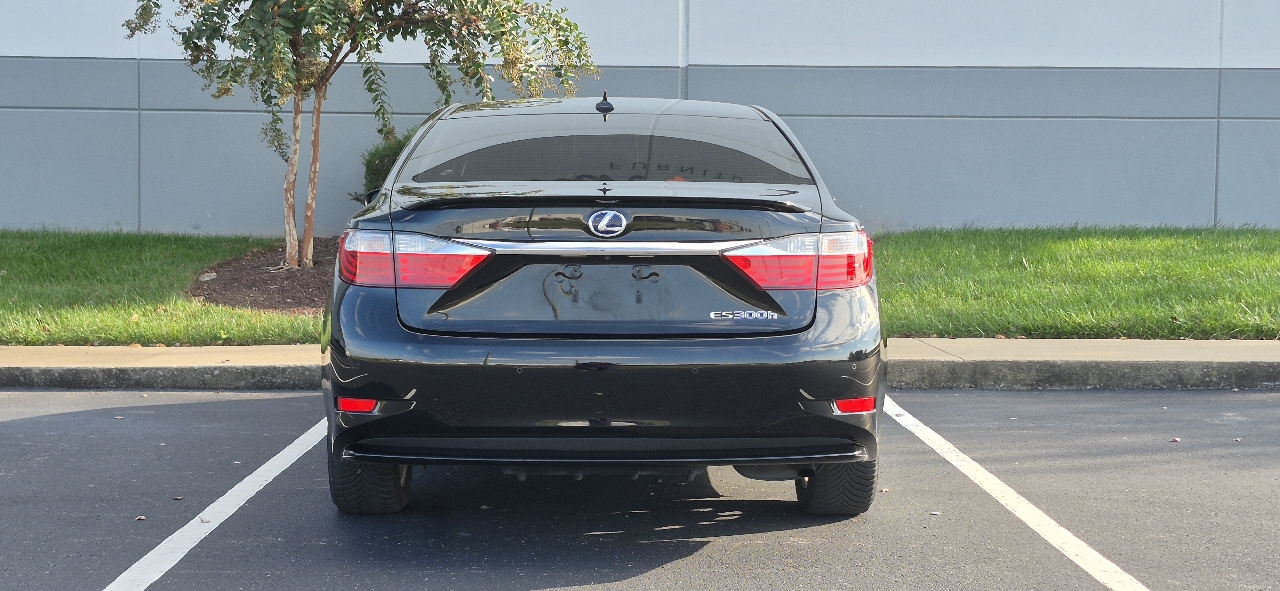 Lexus ES 300h Premium 2013 Lexus ES 300h Premium 2013