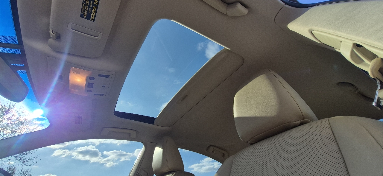 Lexus ES 300h Premium 2013 Lexus ES 300h Premium 2013