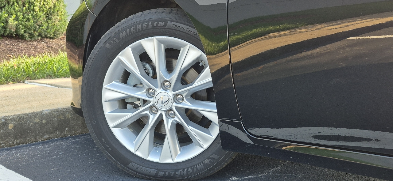 Lexus ES 300h Premium 2013 Lexus ES 300h Premium 2013