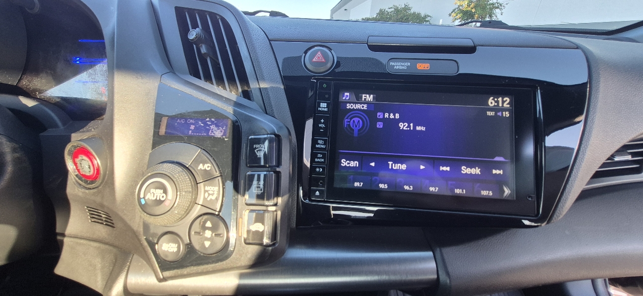 Honda CR-Z LX CVT 2016 Honda CR-Z LX CVT 2016