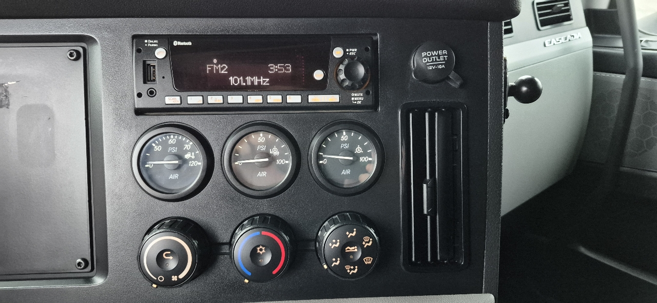 Freightliner New Cascadia 126  2022