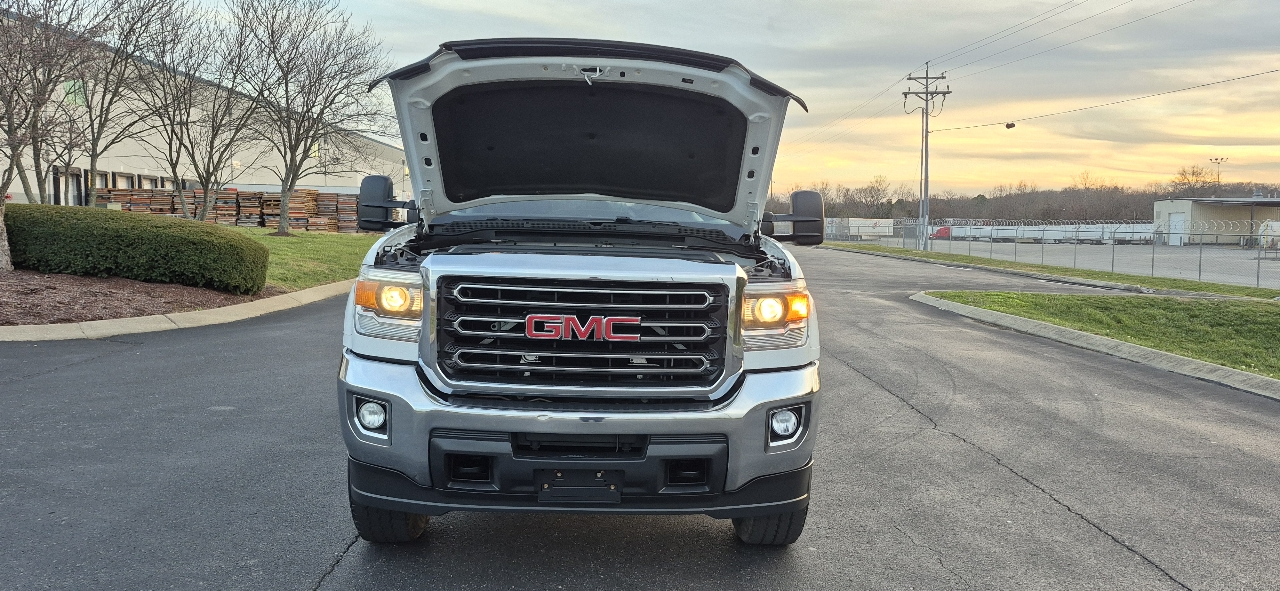 GMC Sierra 2500HD SLE Crew Cab 4WD 2015