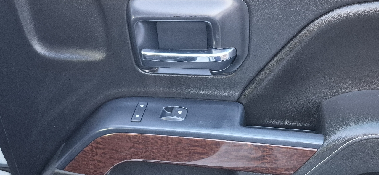 GMC Sierra 2500HD SLE Crew Cab 4WD 2015