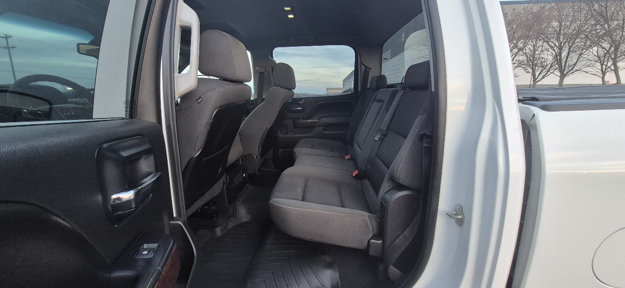 GMC Sierra 2500HD SLE Crew Cab 4WD 2015