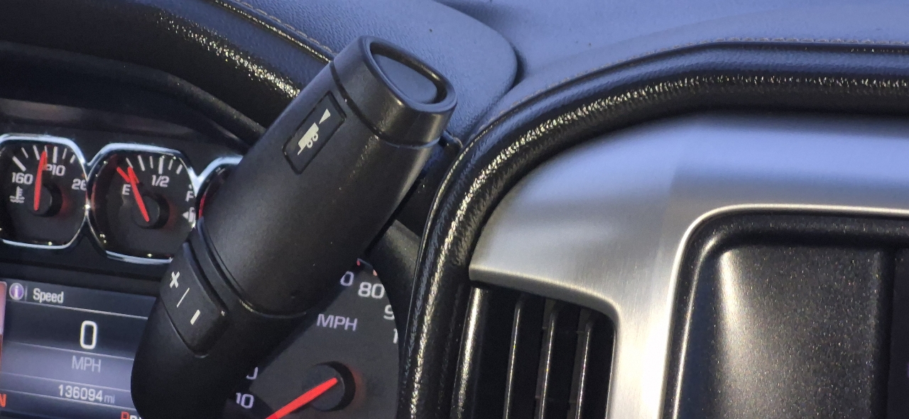 GMC Sierra 2500HD SLE Crew Cab 4WD 2015