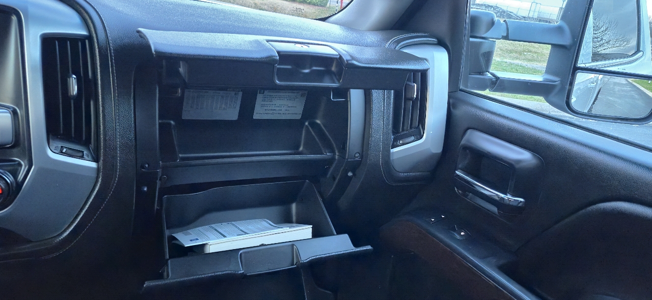 GMC Sierra 2500HD SLE Crew Cab 4WD 2015