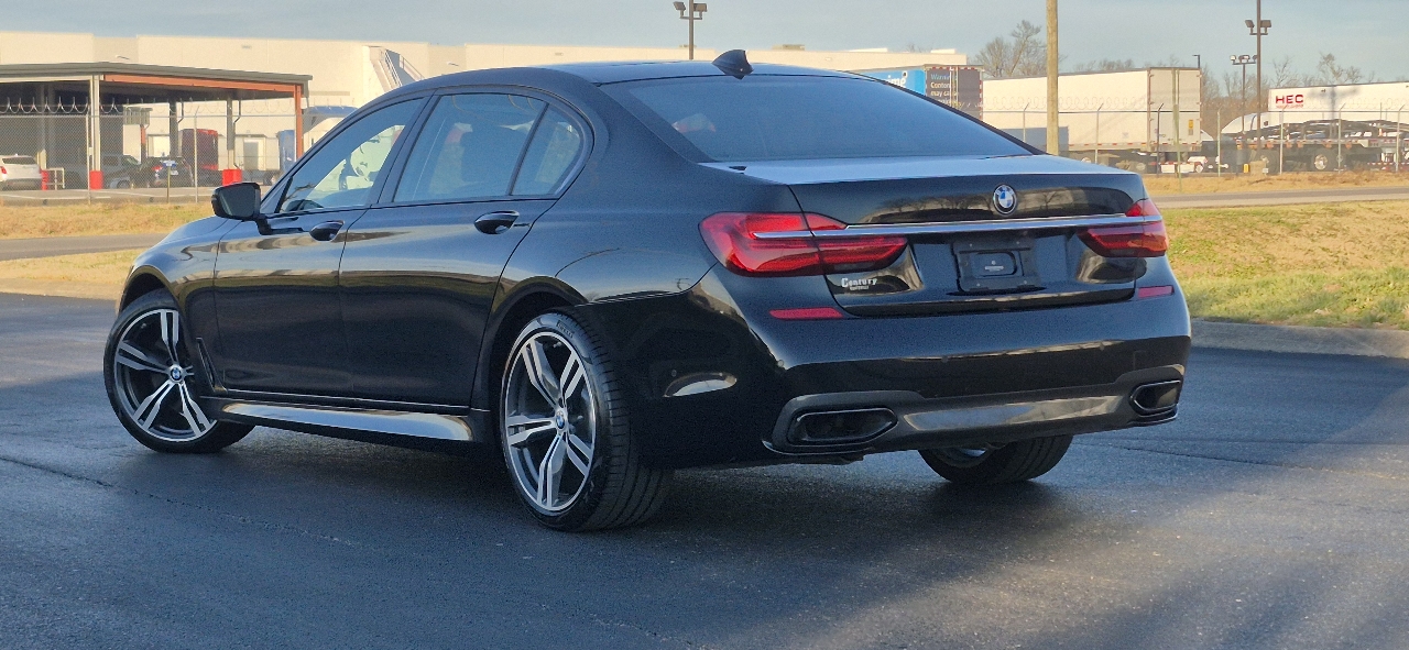 BMW 7-Series 750i xDrive 2016