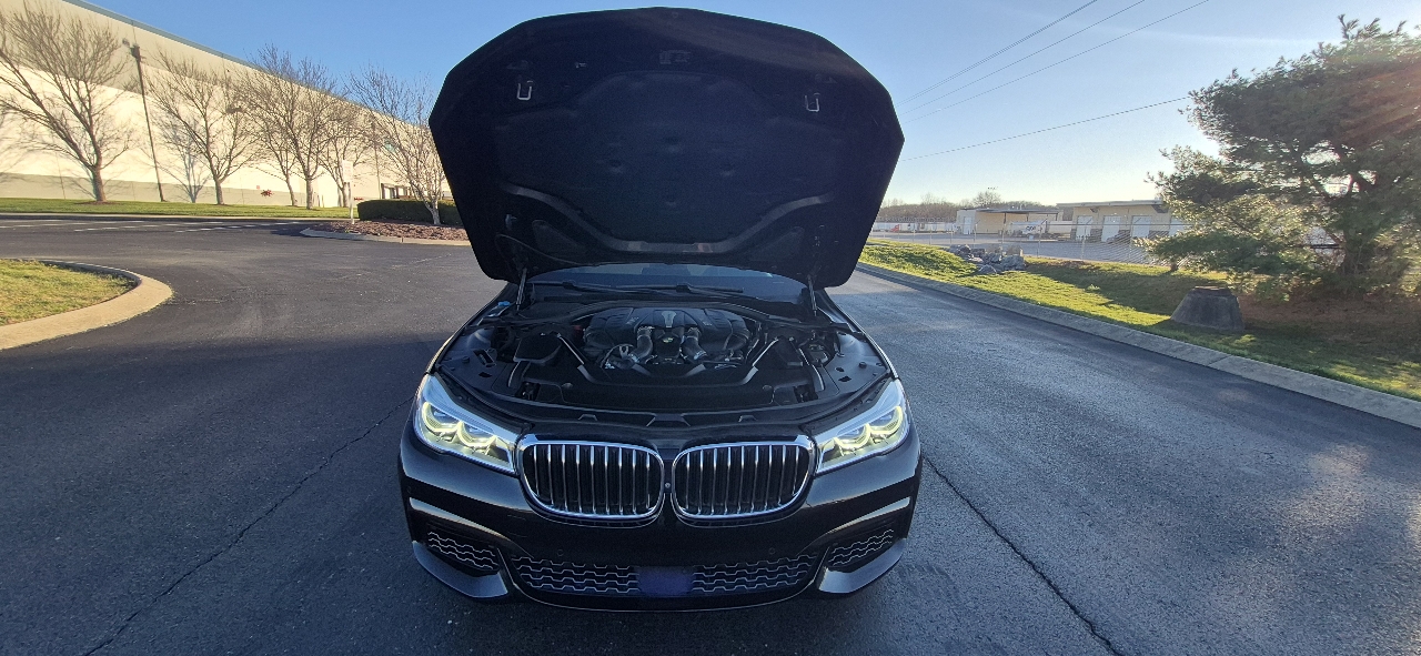 BMW 7-Series 750i xDrive 2016