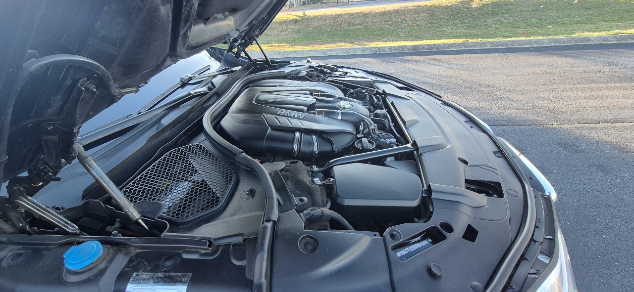 BMW 7-Series 750i xDrive 2016