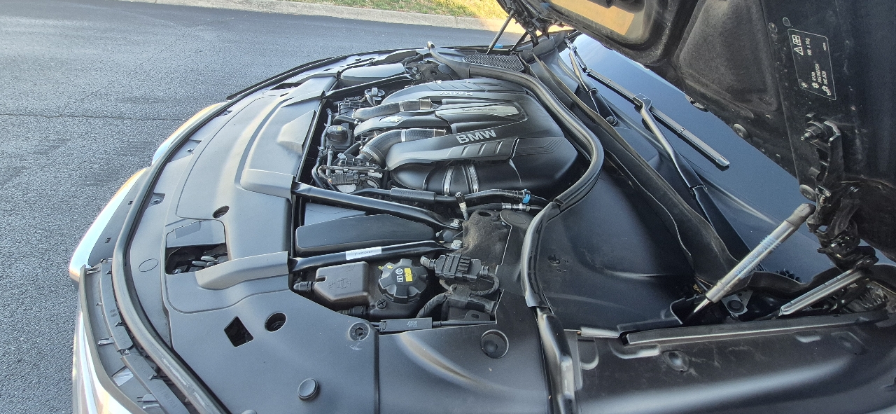 BMW 7-Series 750i xDrive 2016