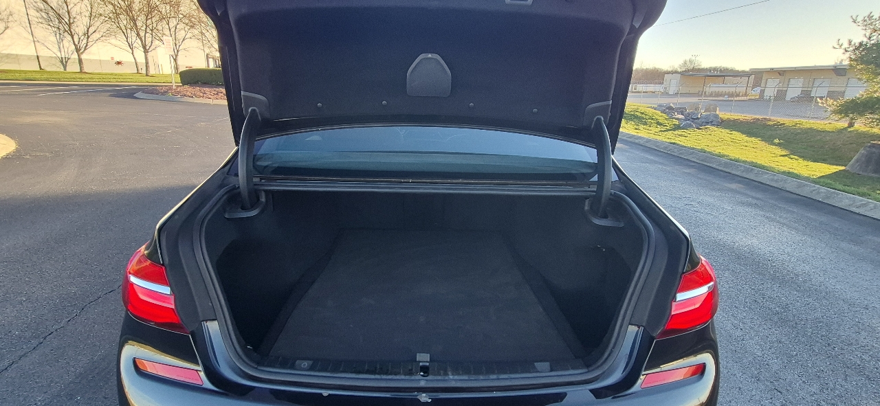 BMW 7-Series 750i xDrive 2016