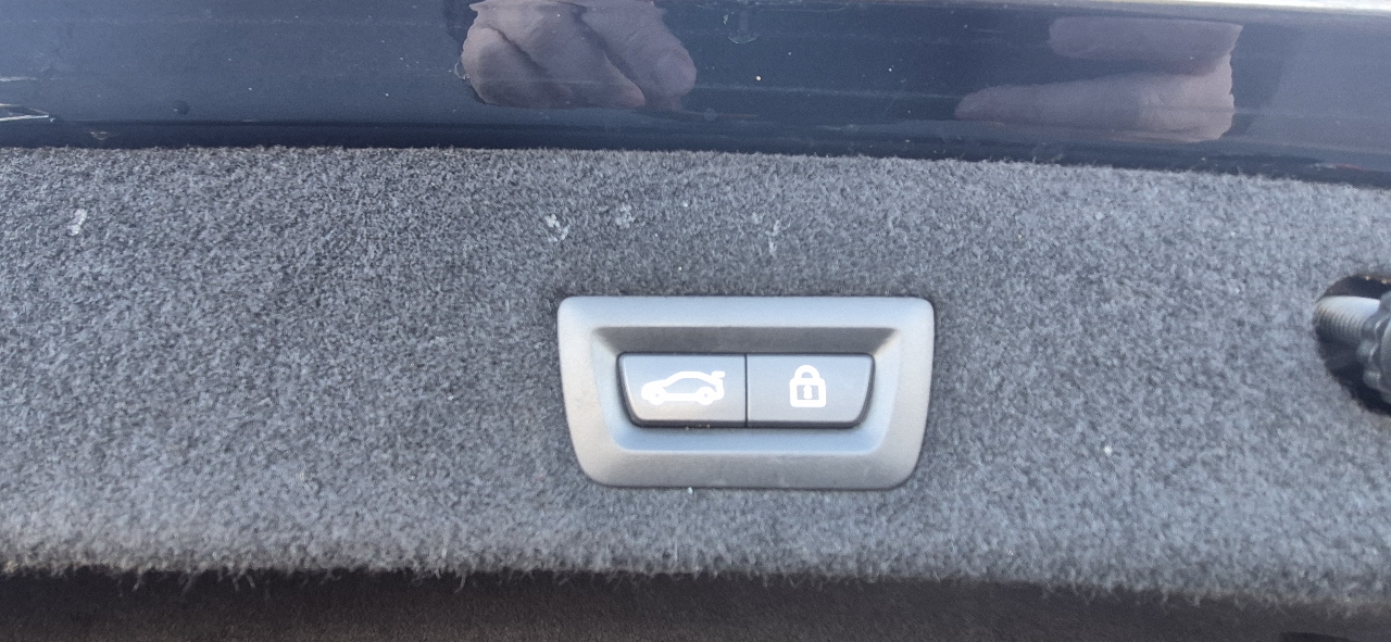 BMW 7-Series 750i xDrive 2016