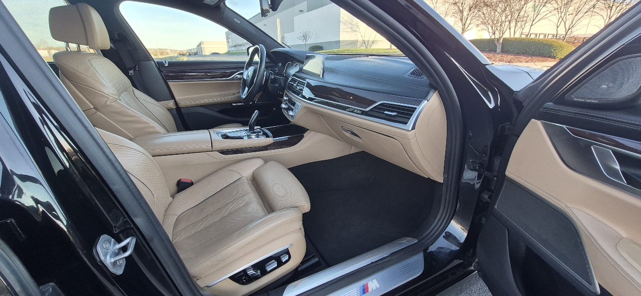 BMW 7-Series 750i xDrive 2016
