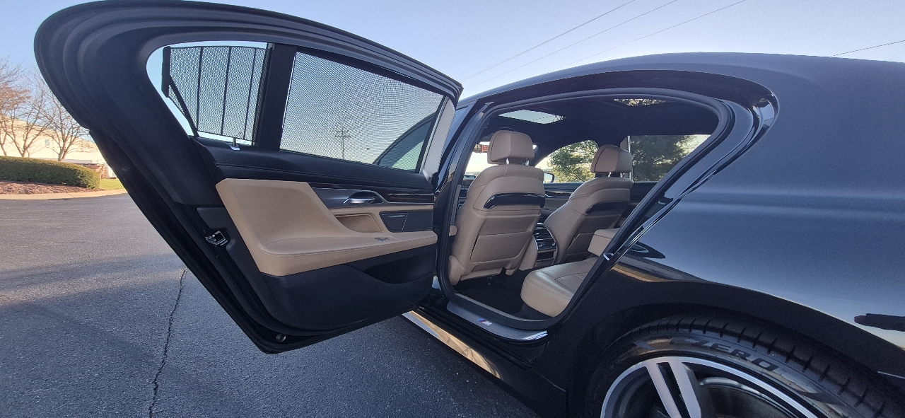 BMW 7-Series 750i xDrive 2016