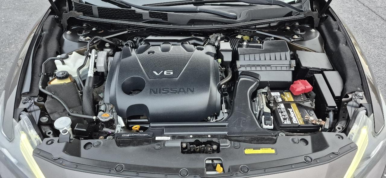 Nissan Maxima 4dr Sdn 3.5 Platinum 2016