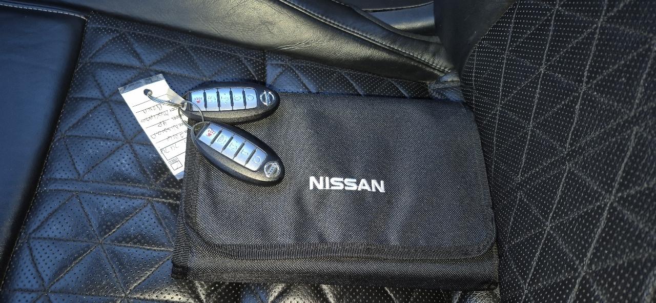 Nissan Maxima 4dr Sdn 3.5 Platinum 2016