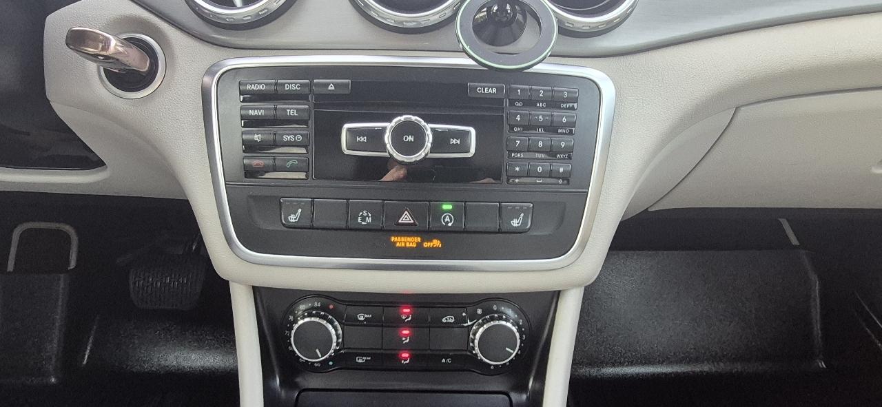 Mercedes-Benz GLA-Class GLA250 2015