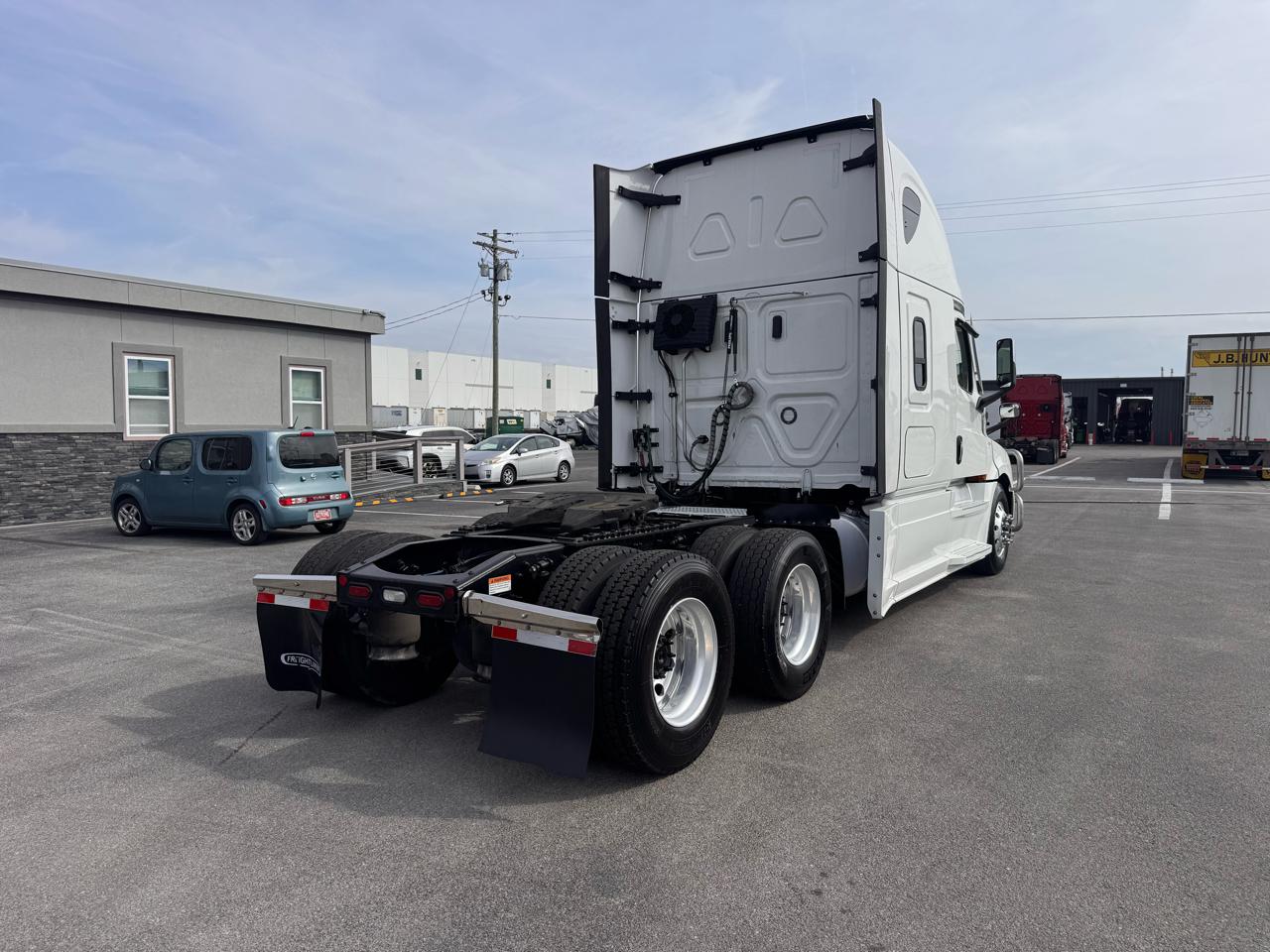 Freightliner Cascadia  2023