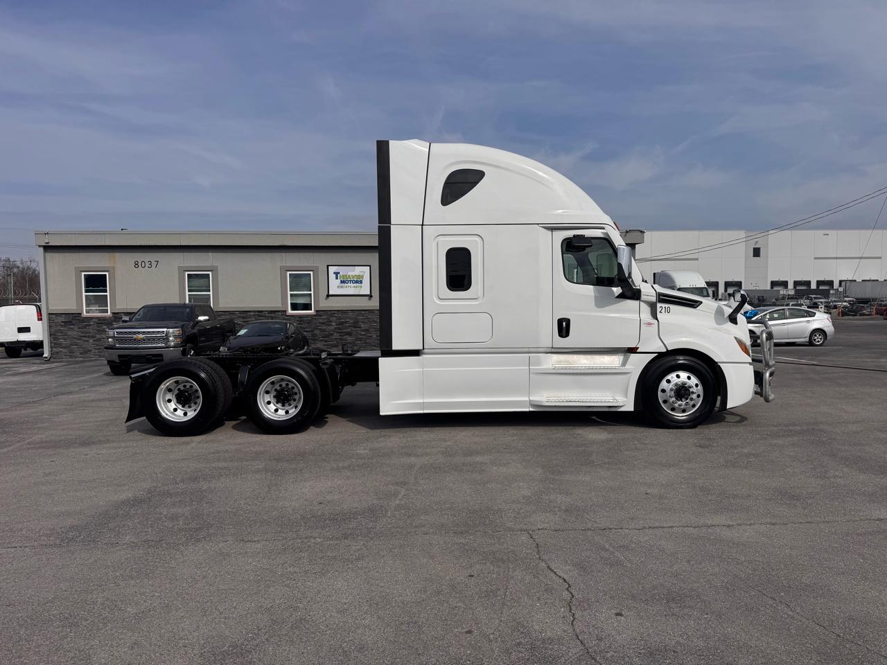 Freightliner Cascadia  2023